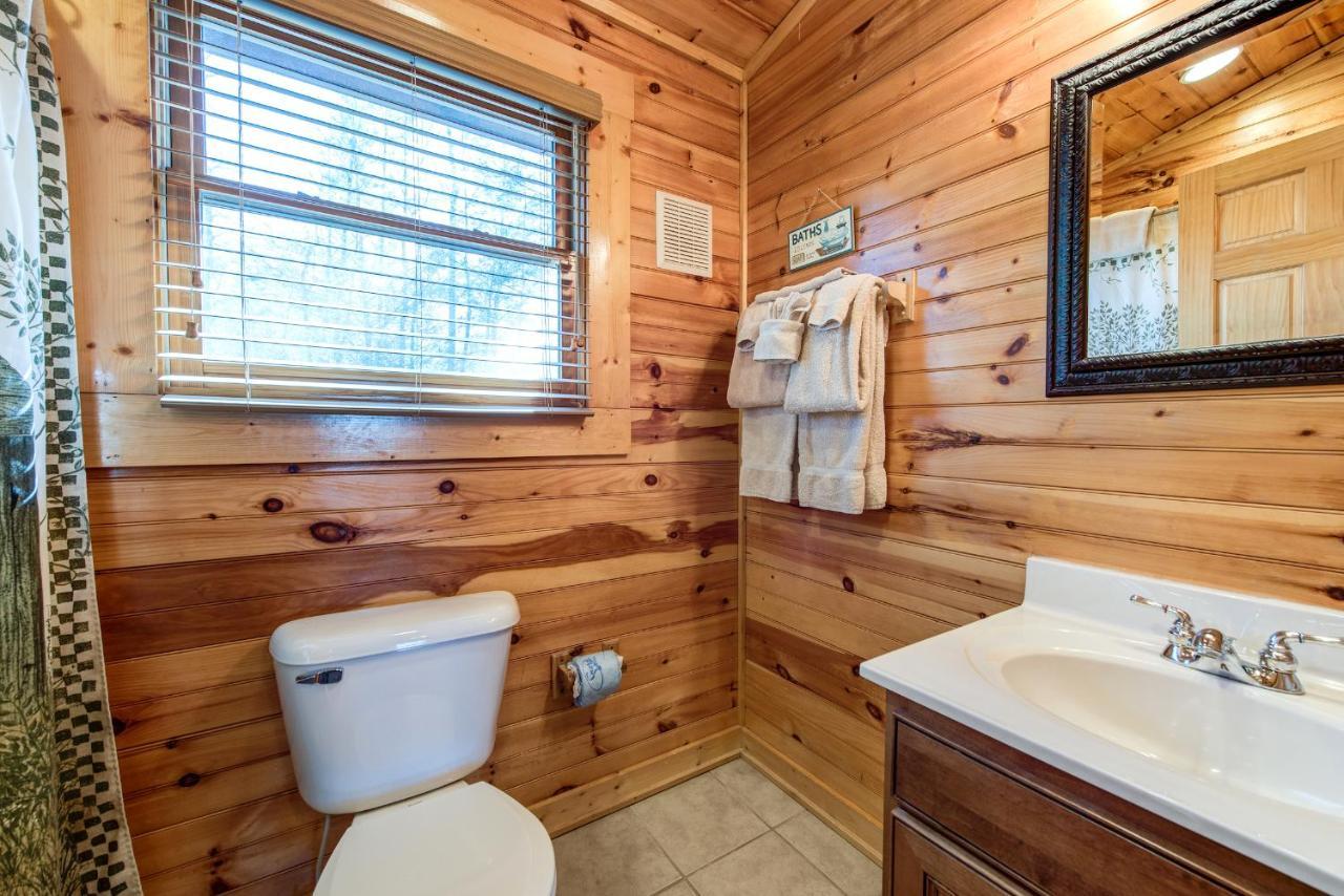 Hemlock Manor, 3 Bedrooms, Sleeps 10, WiFi, Game Room, Hot Tub, Fireplace Gatlinburg Buitenkant foto