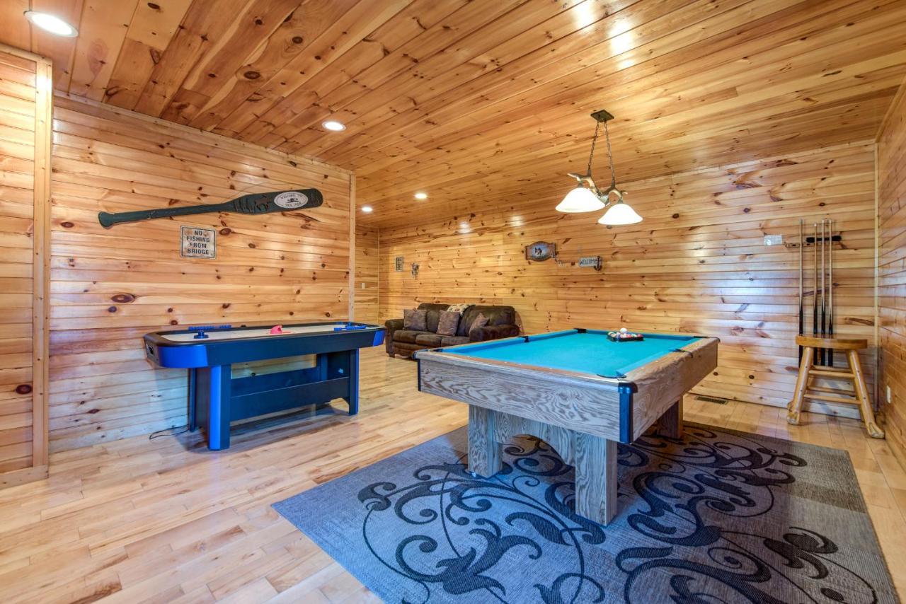 Hemlock Manor, 3 Bedrooms, Sleeps 10, WiFi, Game Room, Hot Tub, Fireplace Gatlinburg Buitenkant foto
