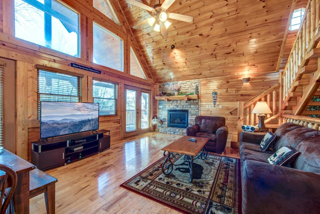 Hemlock Manor, 3 Bedrooms, Sleeps 10, WiFi, Game Room, Hot Tub, Fireplace Gatlinburg Buitenkant foto