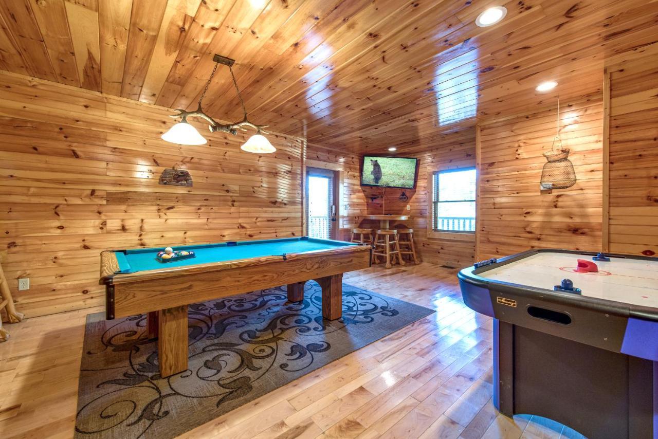 Hemlock Manor, 3 Bedrooms, Sleeps 10, WiFi, Game Room, Hot Tub, Fireplace Gatlinburg Buitenkant foto