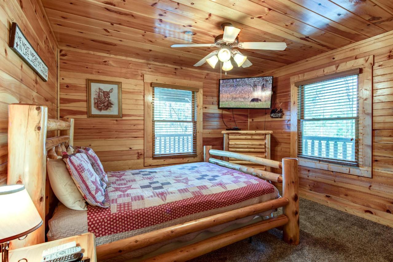 Hemlock Manor, 3 Bedrooms, Sleeps 10, WiFi, Game Room, Hot Tub, Fireplace Gatlinburg Buitenkant foto